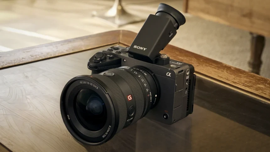 Кінокамера Sony FX5 з ручкою XLR: огляд та порівняння з FX3, FX6 і Canon C80